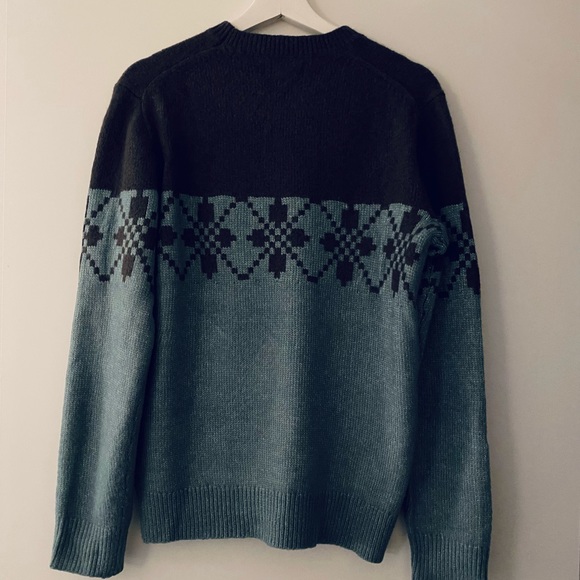 RW & Co. Crewneck Sweater (XS) - Picture 2 of 2